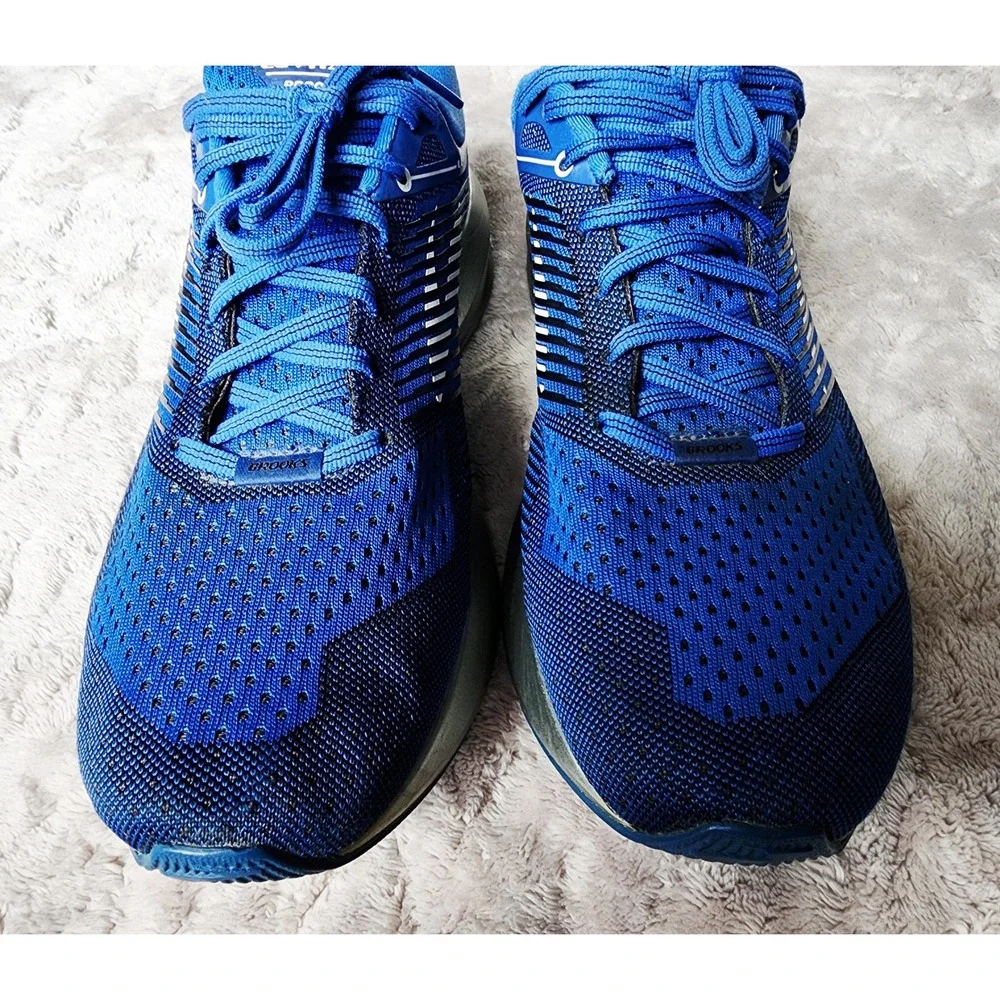 Brooks levitate running